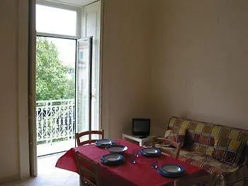 Villino Castellano Nyaraló *